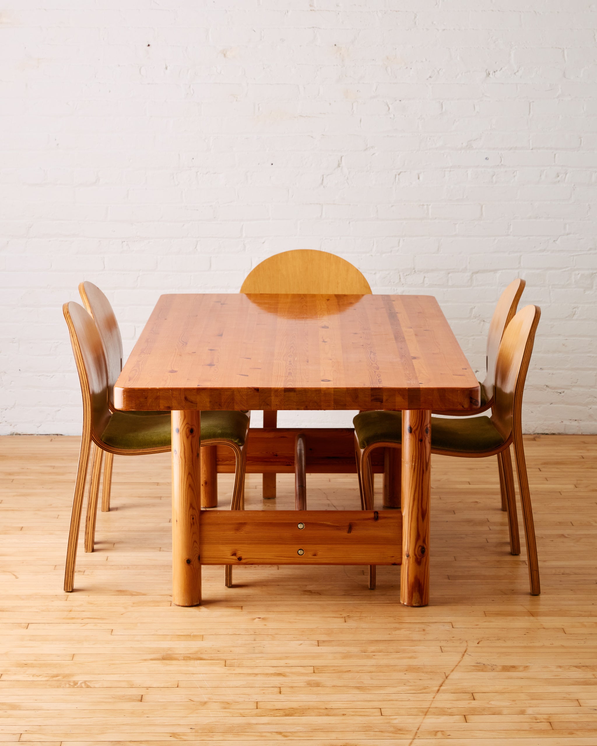 RAINER DAUMILLER PINE DINING TABLE – Somerset House