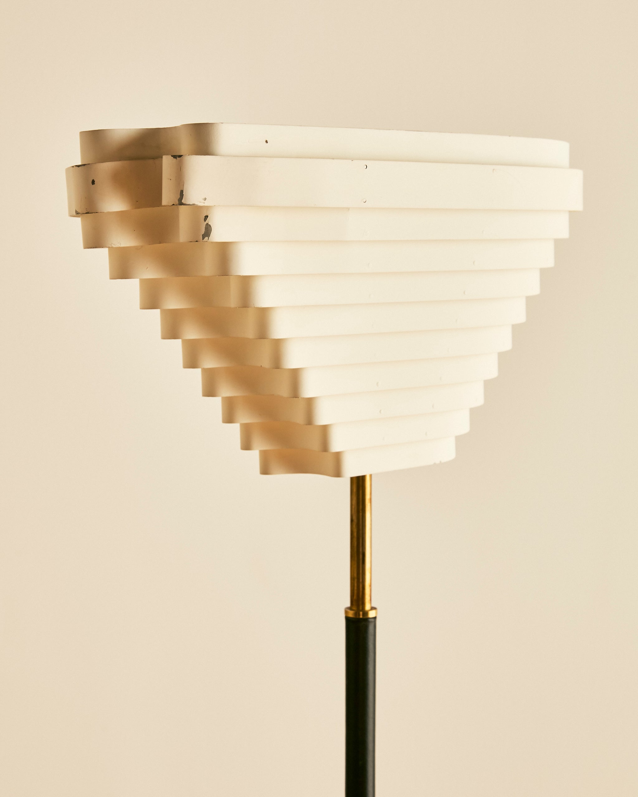 ALVAR AALTO FLOOR LAMP MODEL A805 'ANGEL WING' – Somerset House