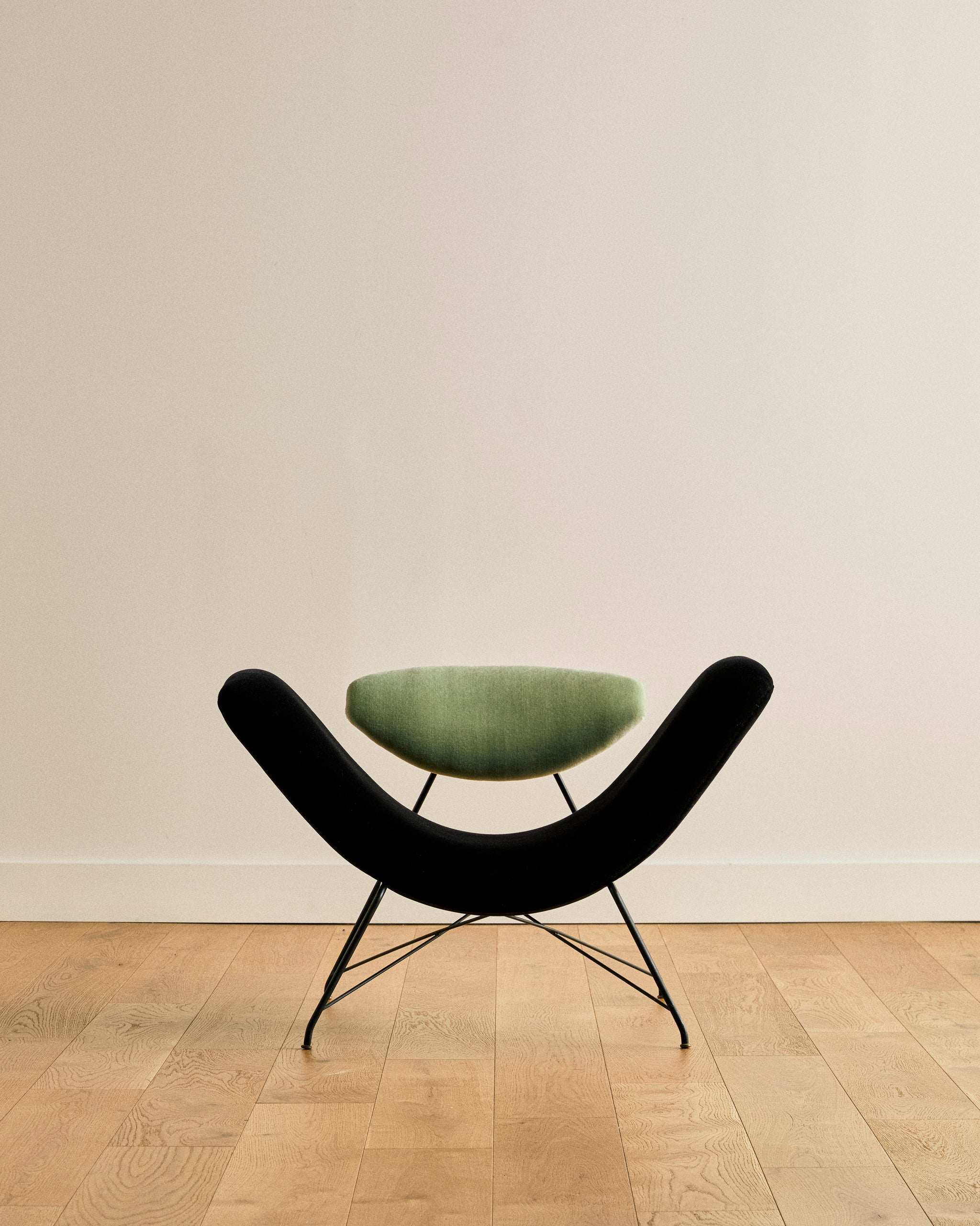 Lounge Chairs – Somerset House