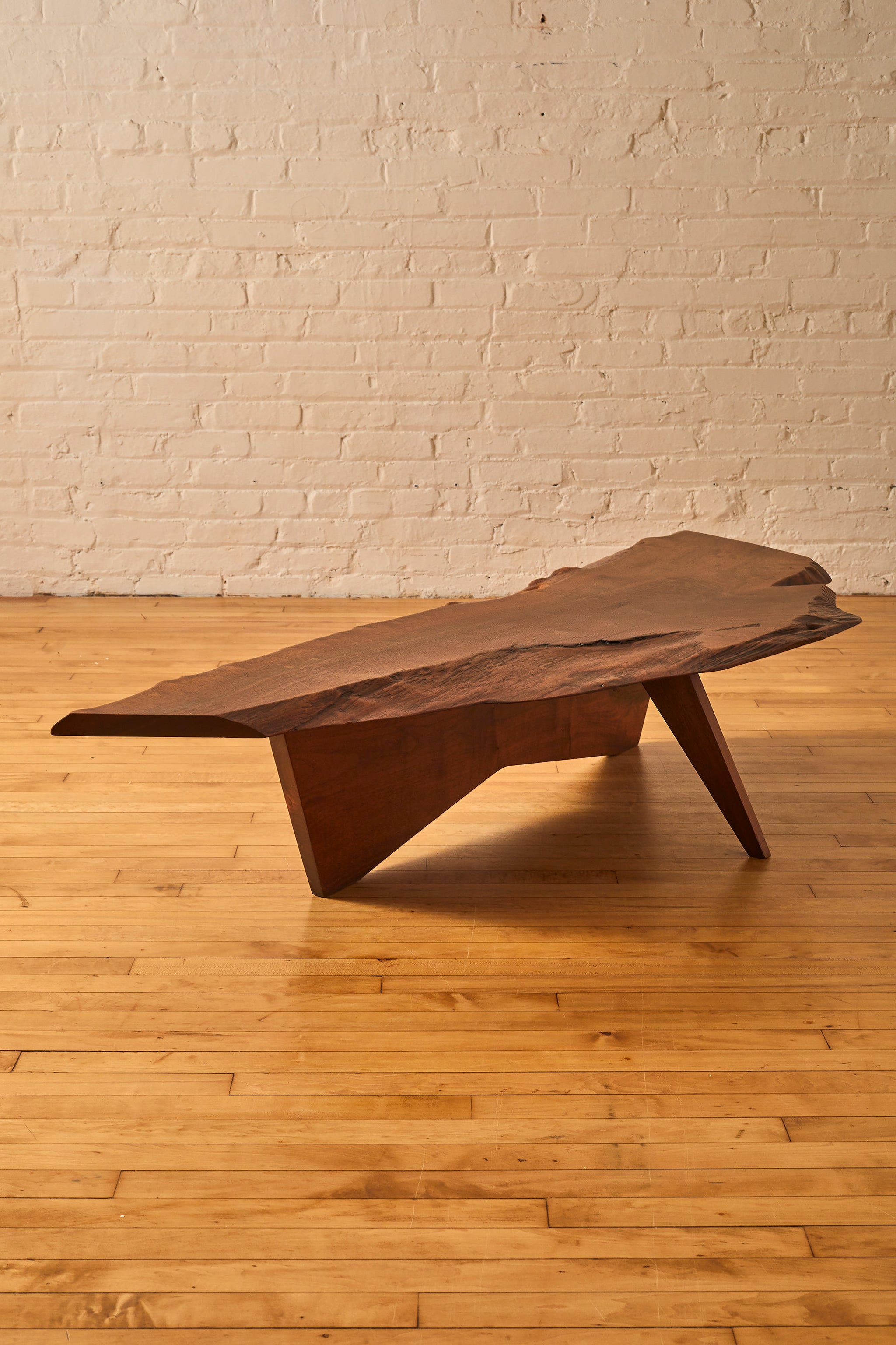 WALNUT COFFEE TABLE BY GEORGE NAKASHIMA – Somerset House