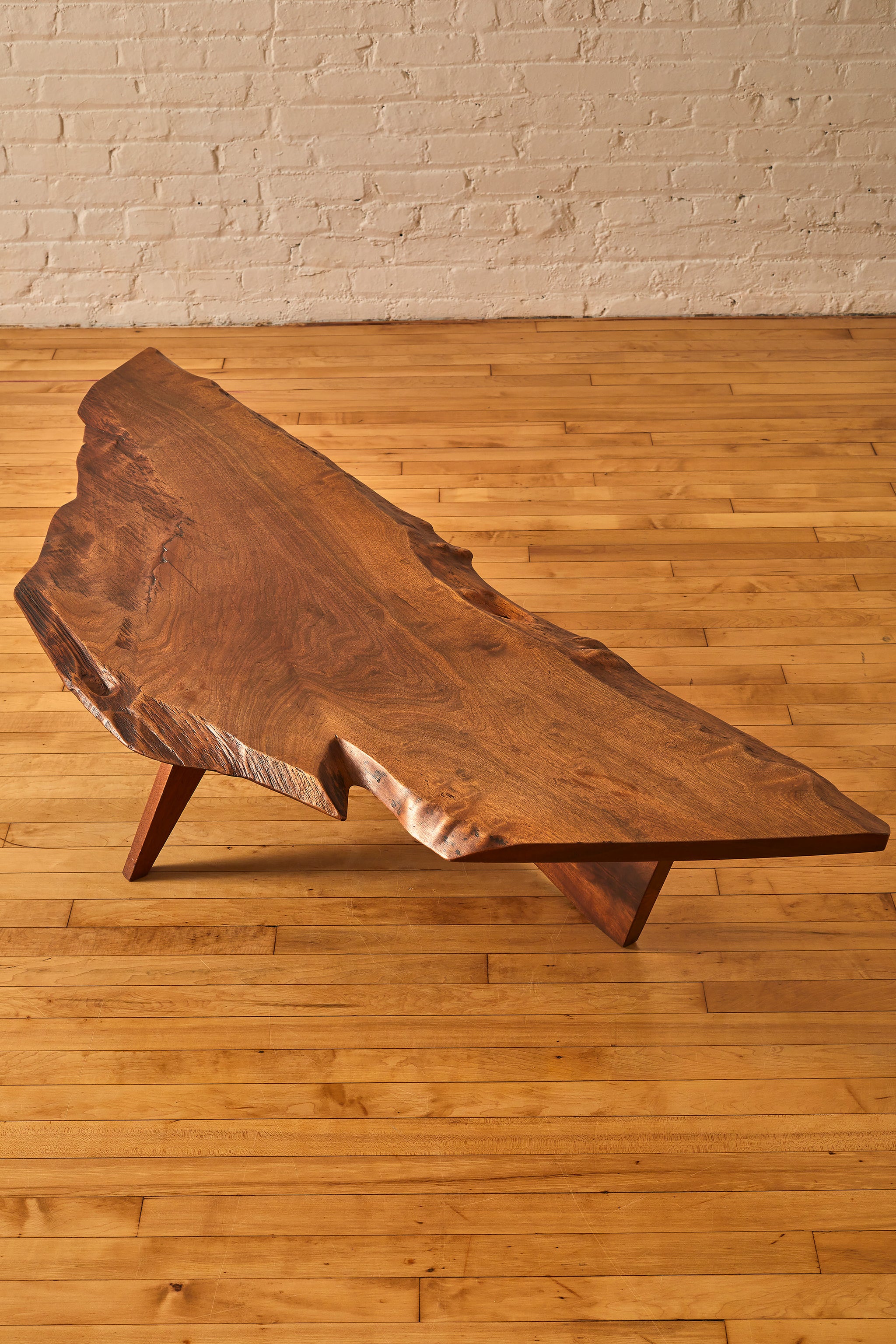 WALNUT COFFEE TABLE BY GEORGE NAKASHIMA – Somerset House